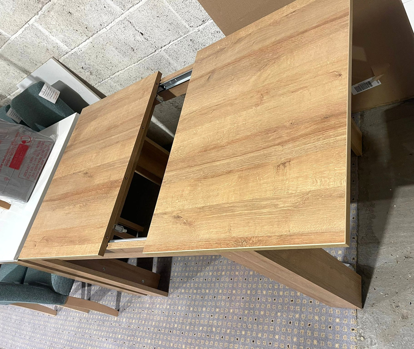 Assembled Miami Extending Oak Dining Table - Oak Effect